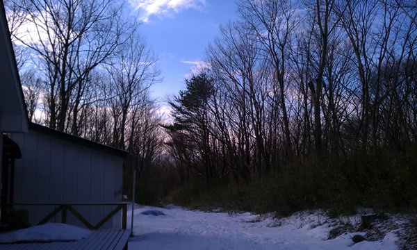 積雪続く