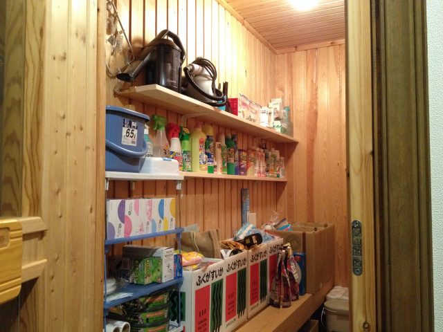 物置の棚