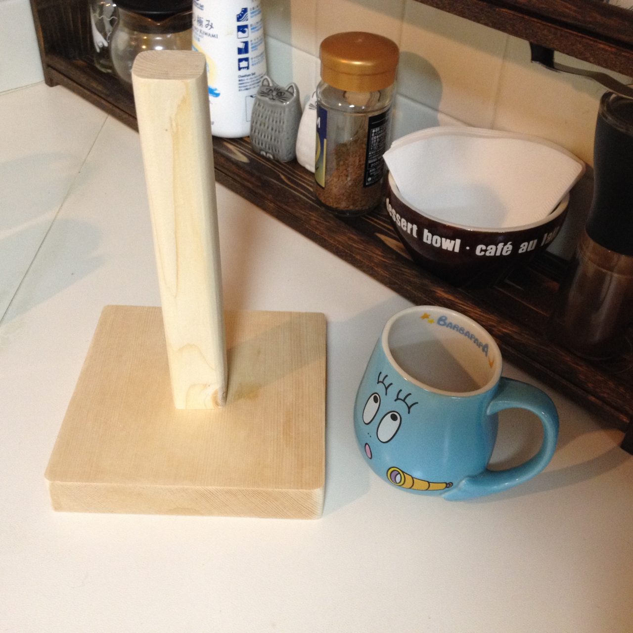 キッチンペーパのスタンド