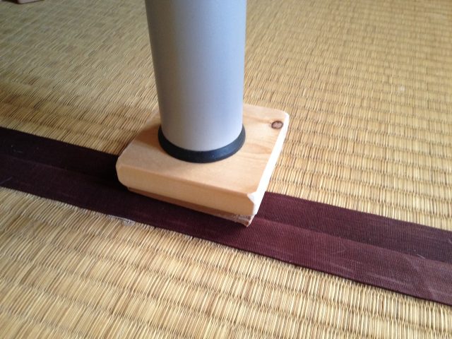 ベッドの脚のクッション
