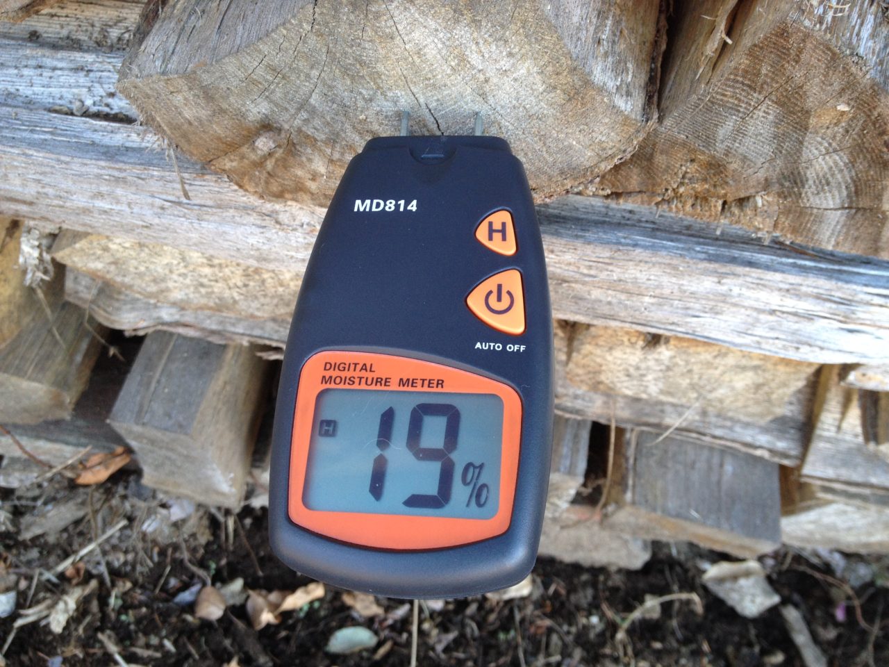 9ヶ月乾燥させたナラ薪の含水率