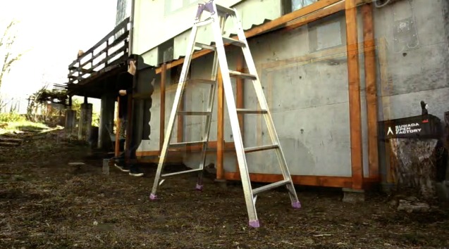 薪棚の塗装と屋根材の取り付けムービー