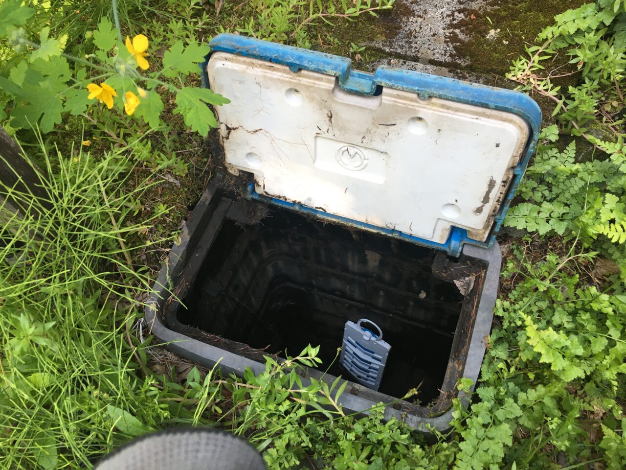 水道のメータボックス