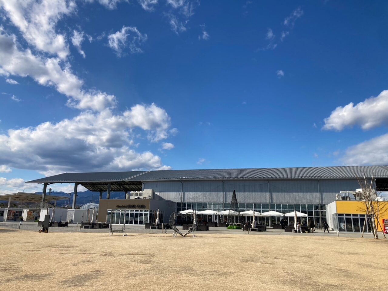 レインボーワールドと道の駅まえばし赤城