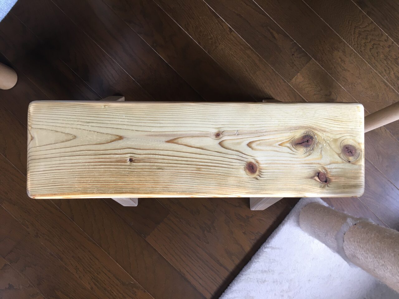 ツーバイ材でスツールを作成