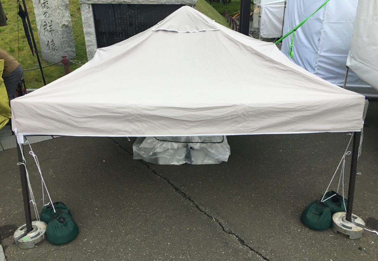 初日帰宅時のタープテント 初日帰宅時のタープテント