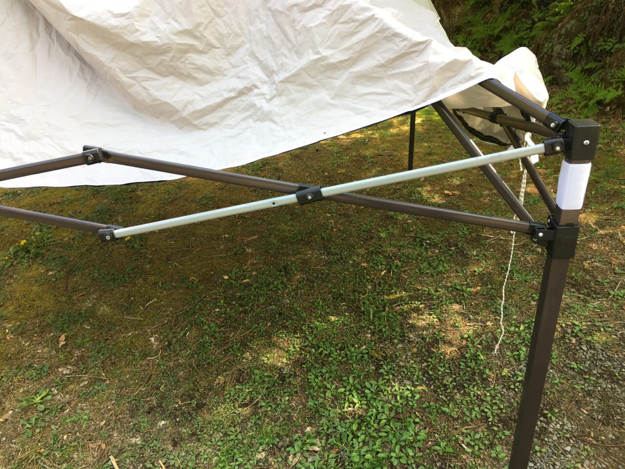タープテントの折れたフレームを交換