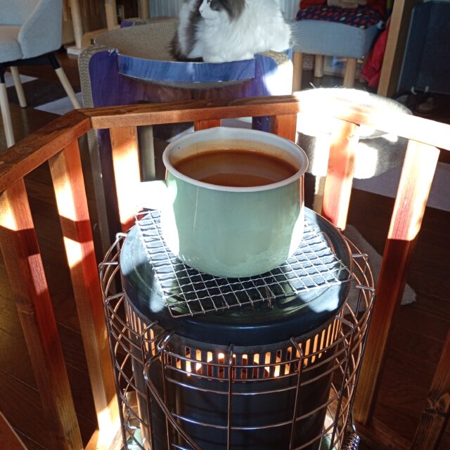 ストーブに置いた鍋が沸騰した時の振動音対策