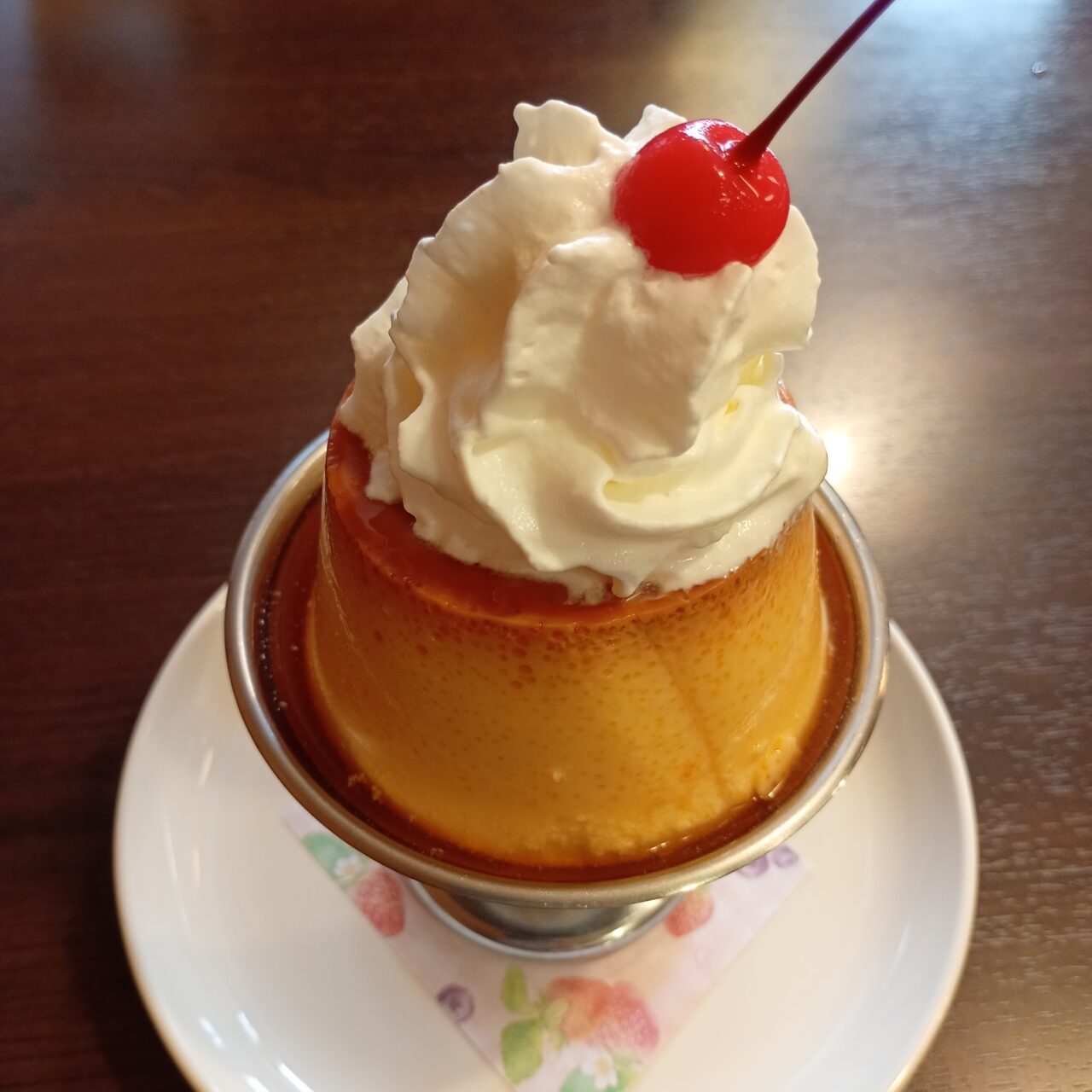 カフェ「花栞」のプリン